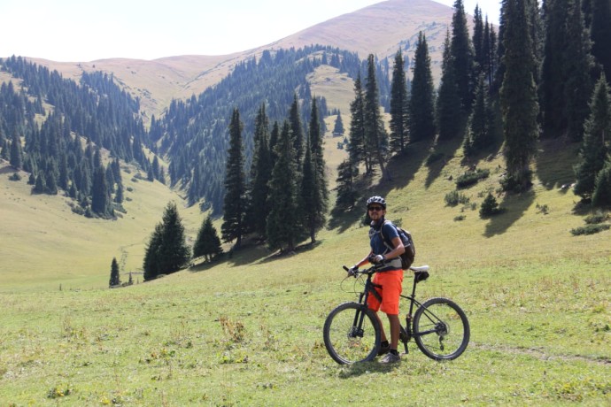 Долина реки Текес