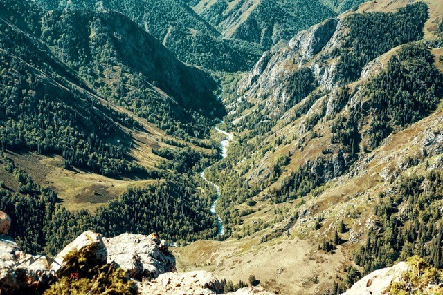 Водопад Бурхан-Булак 