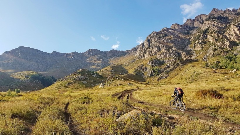 Водопад Бурхан-Булак 