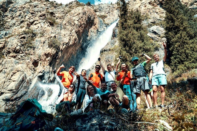 Водопад Бурхан-Булак 