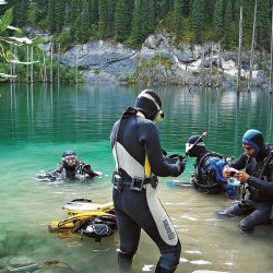 Дайвинг на озере Каинды