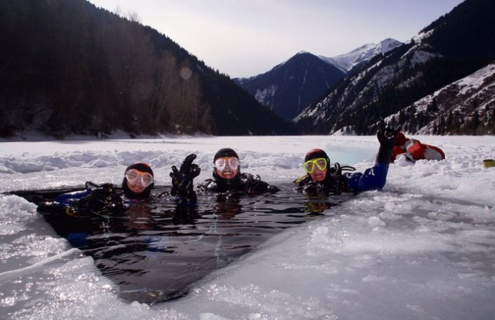 Дайвинг на озере Кольсай