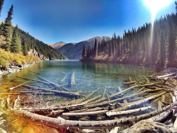 Кольсайское озеро и озеро Каинды 