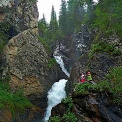 Тургеньское ущелье и водопад Кайрак