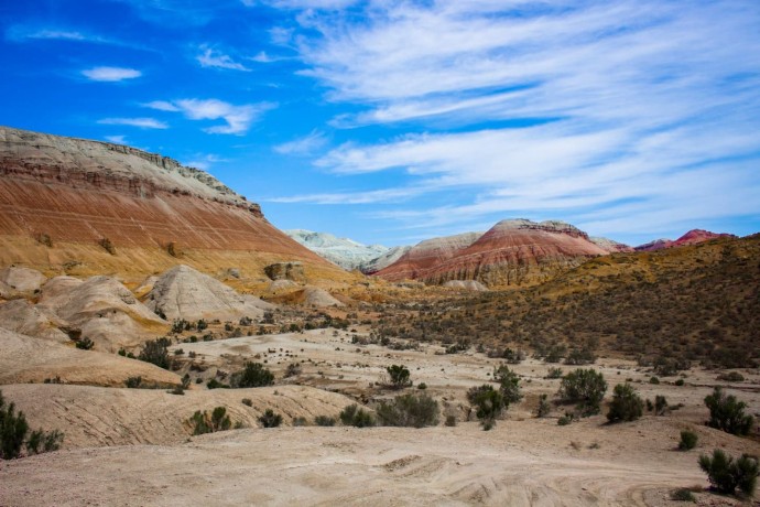 Алтын Эмель, горы Актау, Катутау, Поющий Бархан