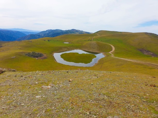 Водопад Бурхан Булак 