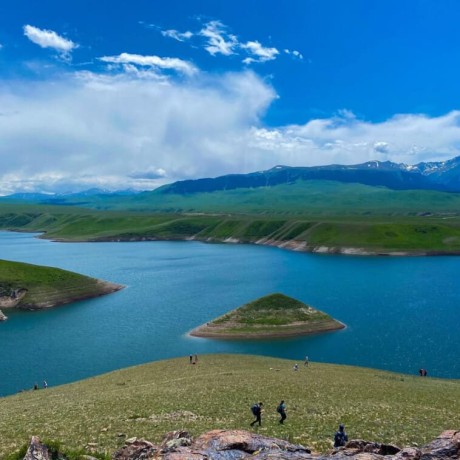 Ущелье Кенсу, долина 100 озер